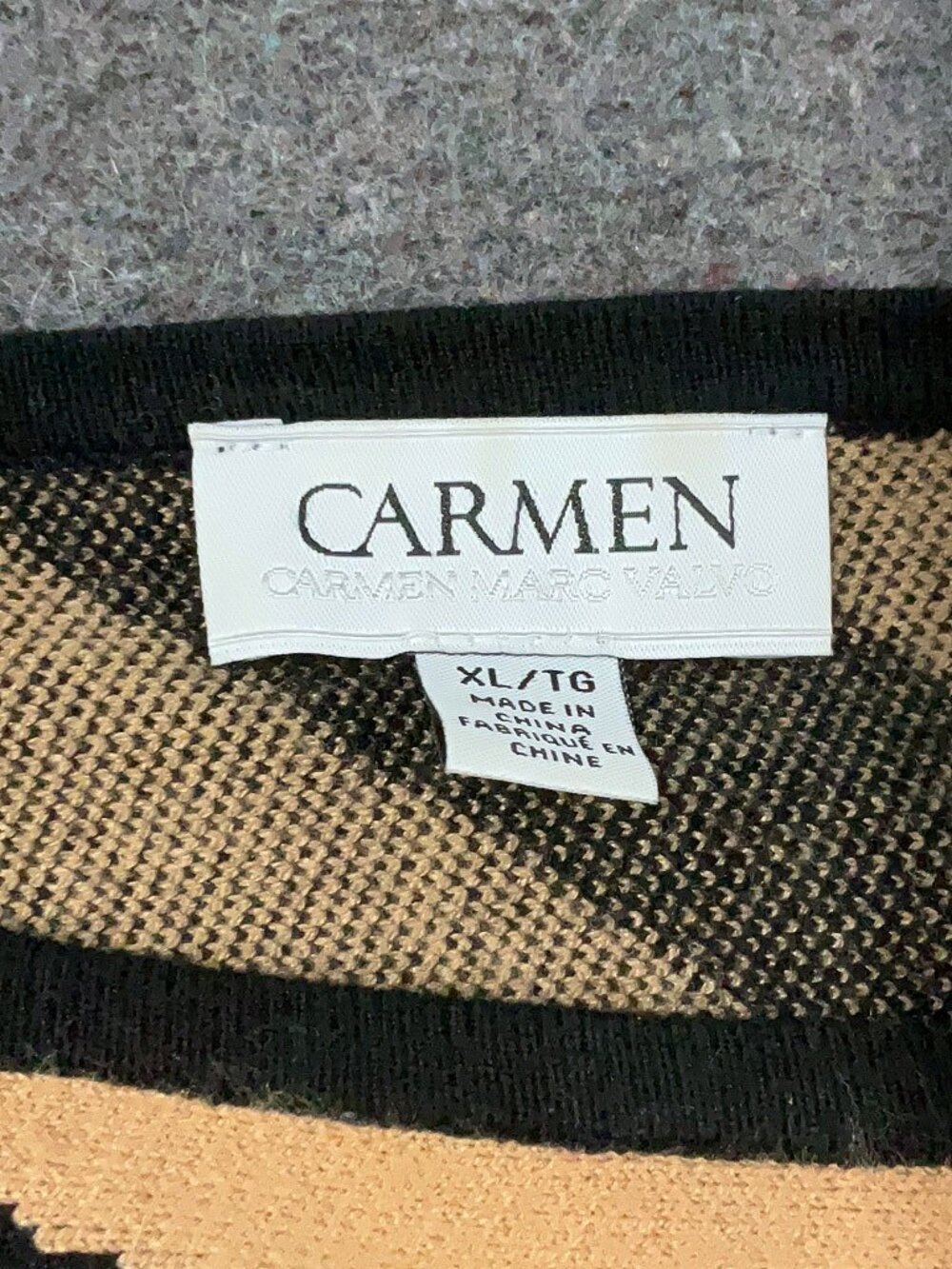 Carmen Carmen Marc Valvo Abstract Knit Top – Size XL - Picture 6 of 6